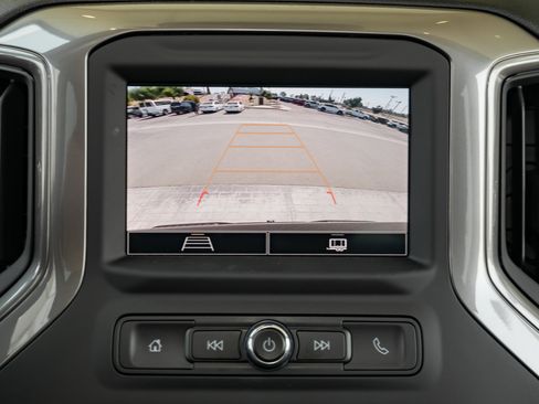 Used 2023 Chevrolet Silverado 1500 Custom image 32