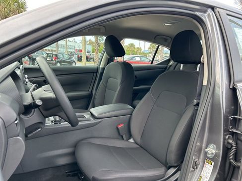 New 2025 Nissan Sentra S w/ Lighting Package image 14