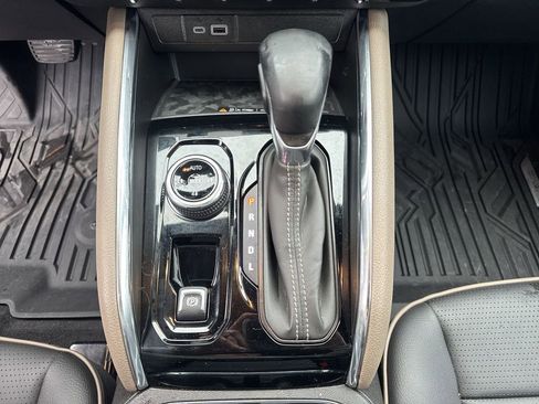 Certified 2023 GMC Canyon Denali image 15