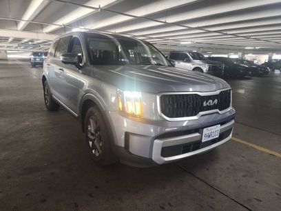 Used 2024 Kia Telluride LX