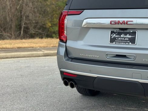 Used 2024 GMC Yukon Denali w/ Advanced Technology Package image 15