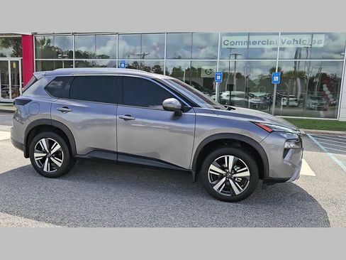 Used 2025 Nissan Rogue SL w/ SL Premium Package AWD/4WD image 36