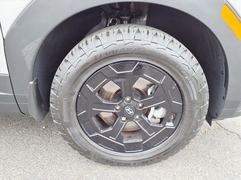 Certified 2025 Hyundai Santa Fe XRT image 9