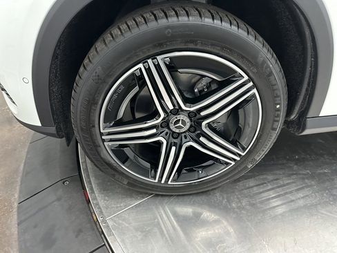 New 2026 Mercedes-Benz GLC 300 GLC 300 image 32