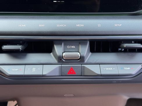 Used 2025 Kia EV9 GT-Line AWD/4WD image 29