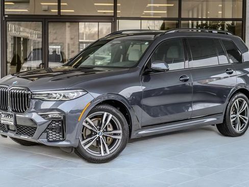 Used 2020 BMW X7 xDrive40i w/ M Sport Package image 2