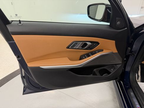 Used 2023 BMW 330i xDrive 330i xDrive w/ M Sport Package image 29