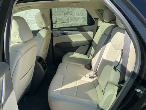 Used 2020 Cadillac XT5 Premium Luxury AWD/4WD image 26