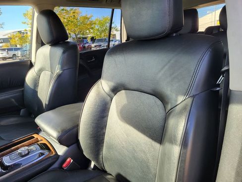 Used 2022 Nissan Armada SL image 16