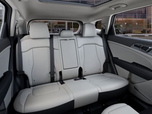 New 2026 Kia Sportage EX FWD image 16