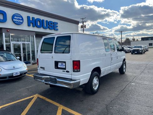 Used 2013 Ford E-250 and Econoline 250 w/ Commercial Cargo Van Pkg RWD image 10