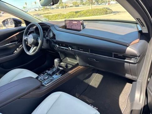 Certified 2025 MAZDA CX-30 2.5 Turbo w/ Premium Package image 24