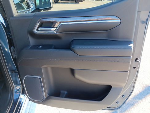 Used 2023 Chevrolet Silverado 1500 LTZ image 26