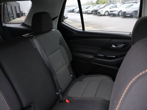 Used 2020 Chevrolet Traverse LS w/ LPO, Blackout Package AWD/4WD image 13