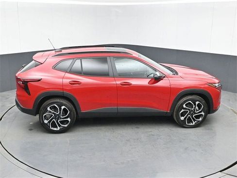 New 2026 Chevrolet Trax RS image 39