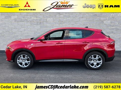 Used 2024 Dodge Hornet R/T w/ Tech Pack w/o Parking AWD/4WD image 2