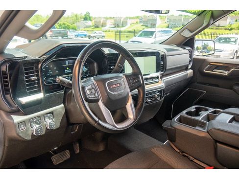 Used 2023 GMC Sierra 1500 Elevation AWD/4WD image 12