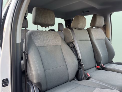 Used 2024 Ford F350 XLT image 47