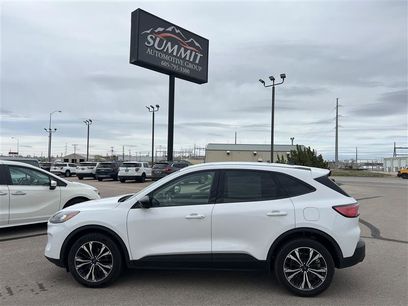 Used 2022 Ford Escape SE w/ SE Sport Appearance Package