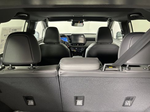 New 2026 Subaru Outback Limited image 16