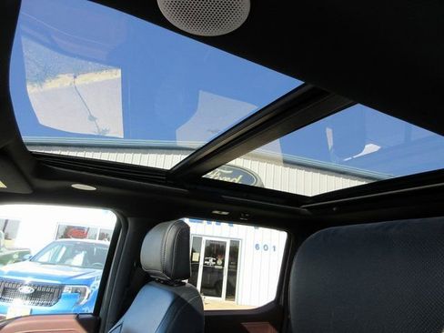 Used 2023 Ford F150 Lariat w/ Equipment Group 502A High image 9