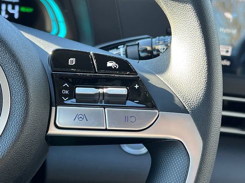 New 2026 Hyundai Elantra Hybrid FWD image 23