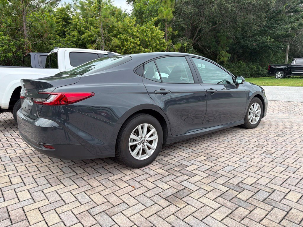 Used 2025 Toyota Camry LE w/ Convenience Package FWD image 2