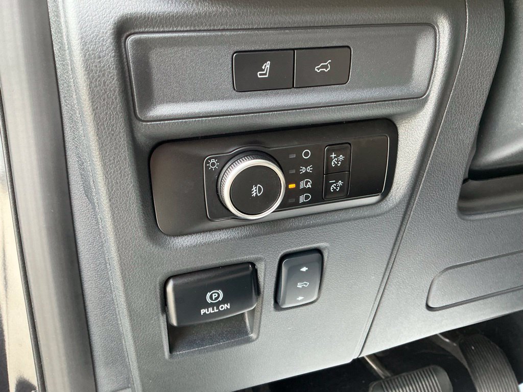 Certified 2024 Ford Expedition Max Limited RWD image 29