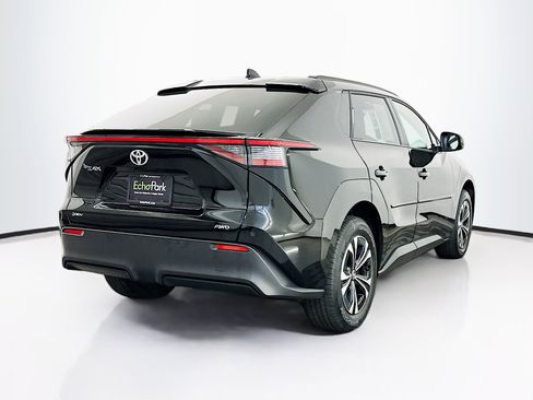 Used 2024 Toyota bZ4X XLE w/ Weather Package image 9