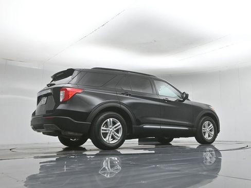 Used 2024 Ford Explorer XLT w/ Equipment Group 202A RWD image 53