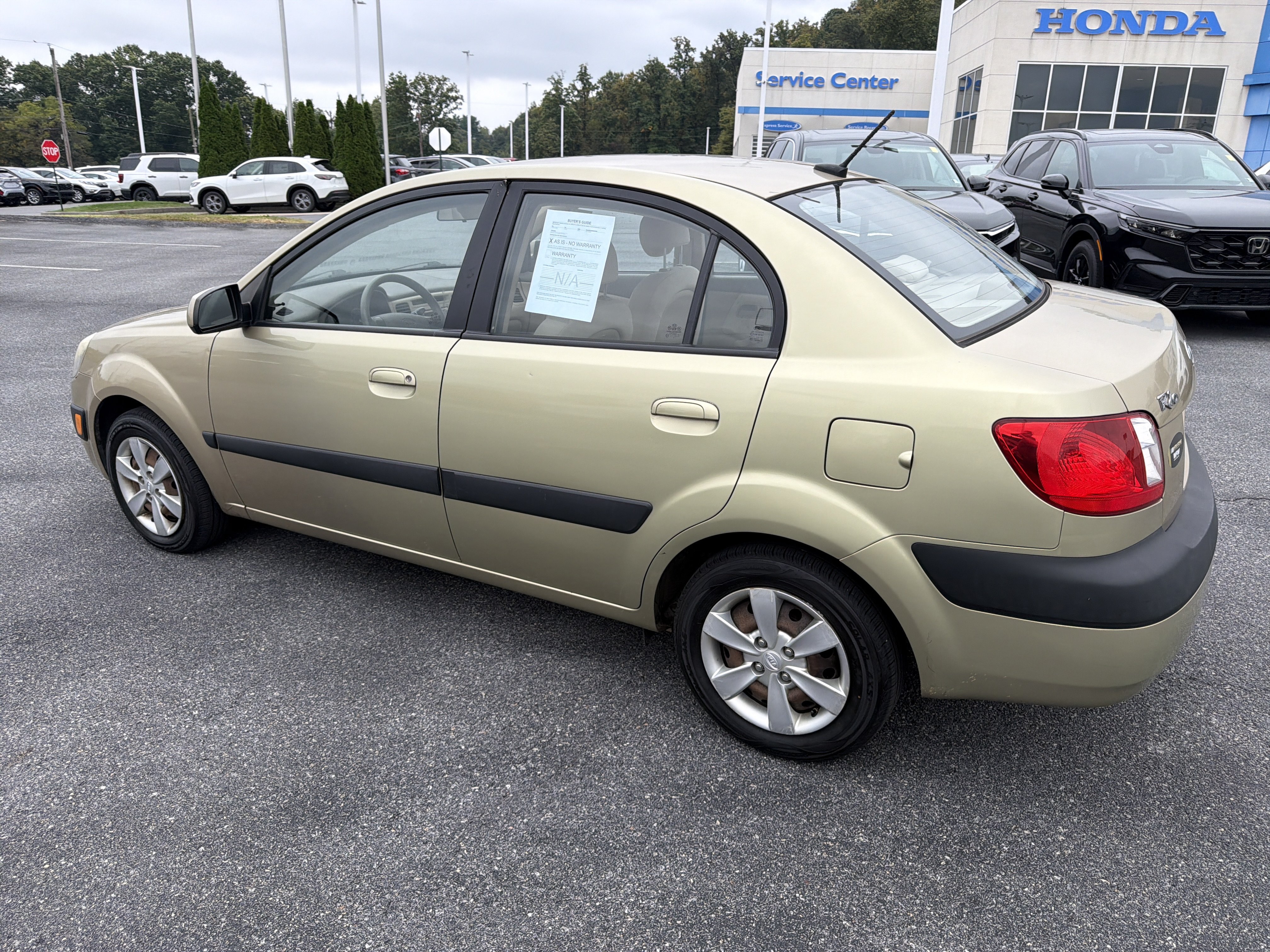Used 2009 Kia Rio LX FWD image 9
