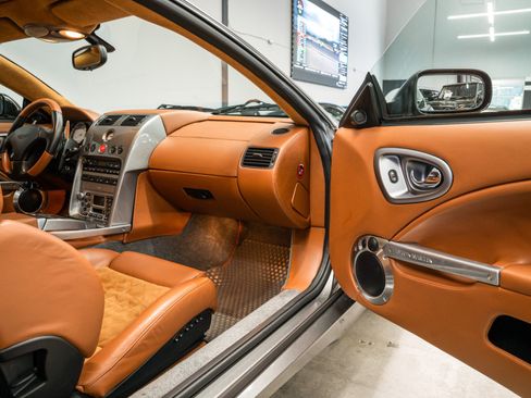 Used 2003 Aston Martin Vanquish RWD image 33