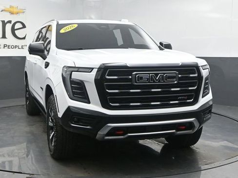Used 2026 GMC Yukon AT4 w/ AT4 Premium Plus Package AWD/4WD image 67