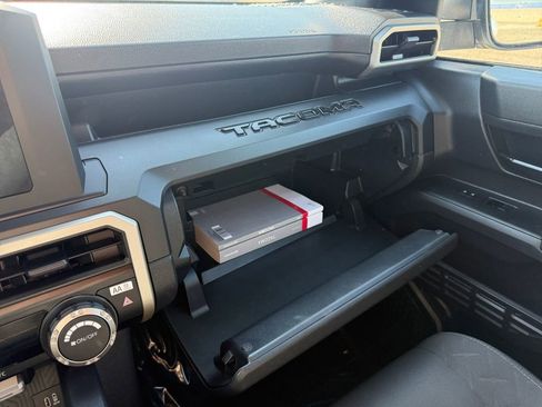 Used 2024 Toyota Tacoma SR image 21