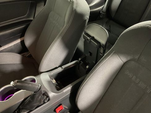 Used 2022 Ford Mustang GT w/ Equipment Group 301A image 27