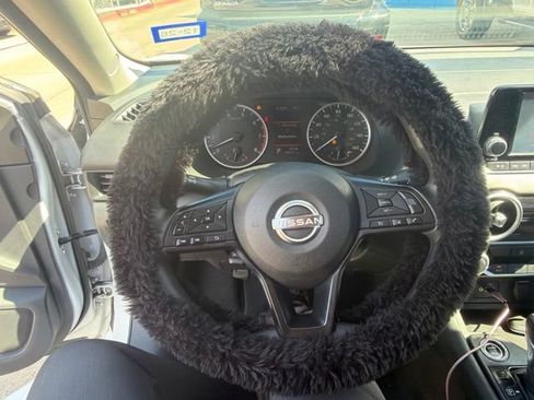 Used 2024 Nissan Sentra S FWD image 15