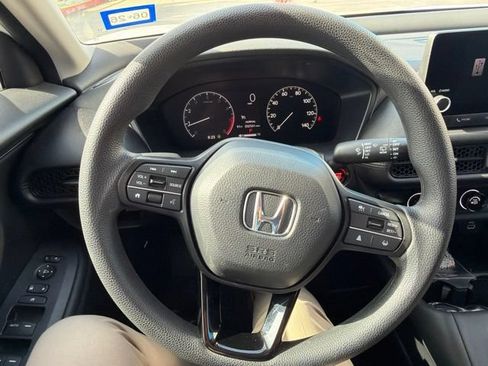 Used 2024 Honda HR-V LX image 17