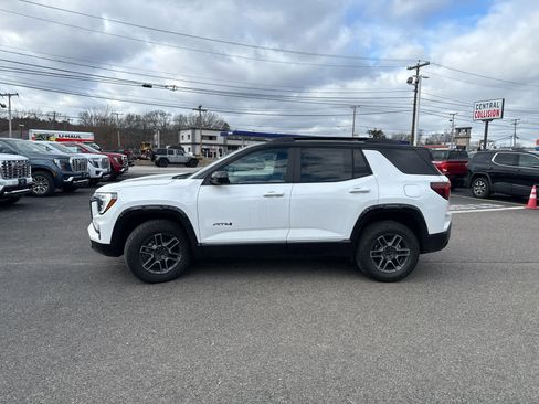 New 2026 GMC Terrain AT4 w/ Technology Package II image 4