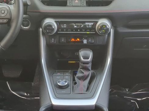 Certified 2025 Toyota RAV4 XSE w/ Weather Package AWD/4WD image 19