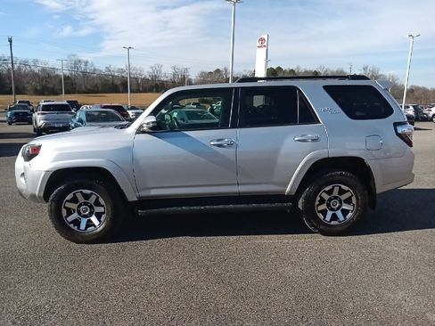 Used 2023 Toyota 4Runner TRD Off-Road Premium image 6