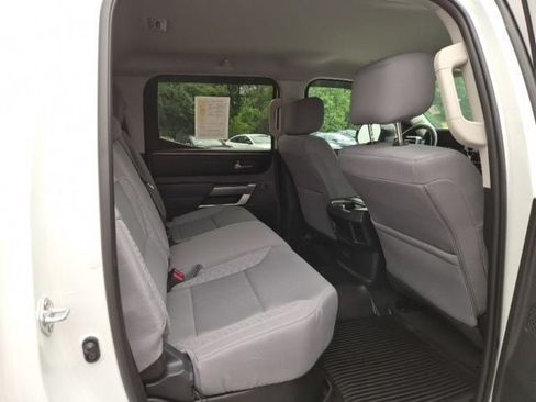 Used 2024 Toyota Tundra SR5 w/ SR5 Convenience Package AWD/4WD image 14