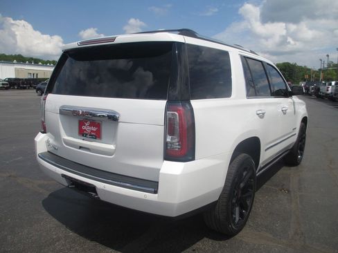 Used 2020 GMC Yukon Denali AWD/4WD image 5