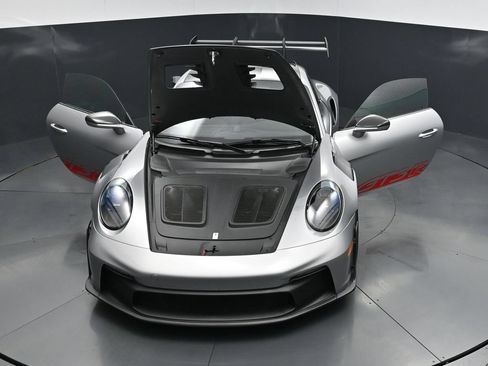 Used 2025 Porsche 911 GT3 RS RWD image 32