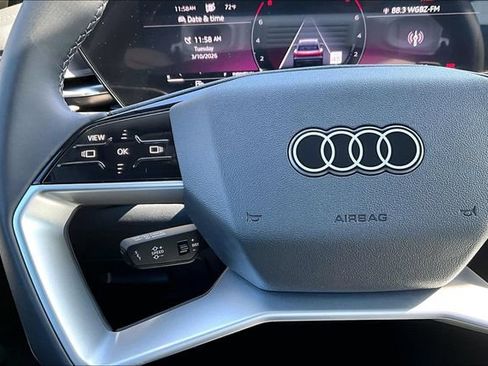 Used 2025 Audi Q5 Premium w/ 19" Wheel Package AWD/4WD image 11