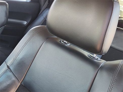 Used 2018 Dodge Durango GT image 25