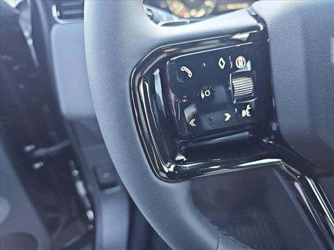 New 2026 Land Rover Range Rover Evoque S image 18