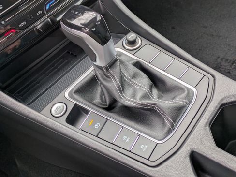 New 2026 Volkswagen Jetta SEL image 14