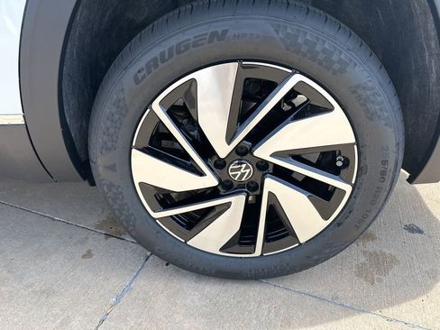 New 2026 Volkswagen Atlas SEL AWD/4WD image 8