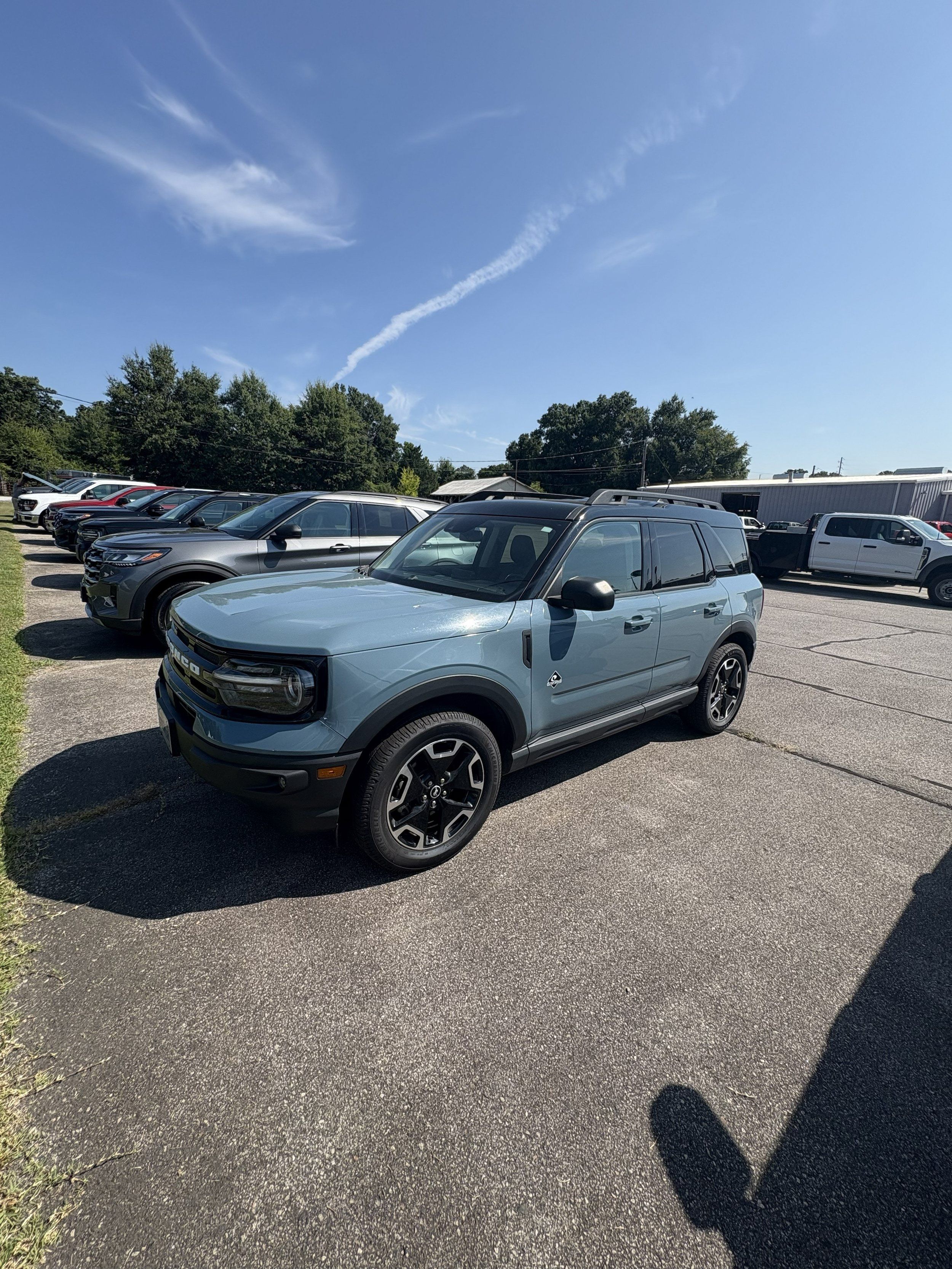 Used 2023 Ford Bronco Sport Outer Banks w/ Tech Package AWD/4WD image 1