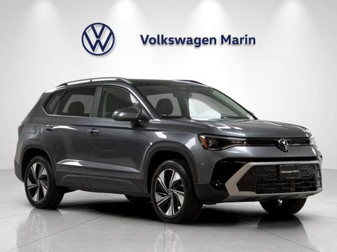 New 2026 Volkswagen Taos SE AWD/4WD image 7